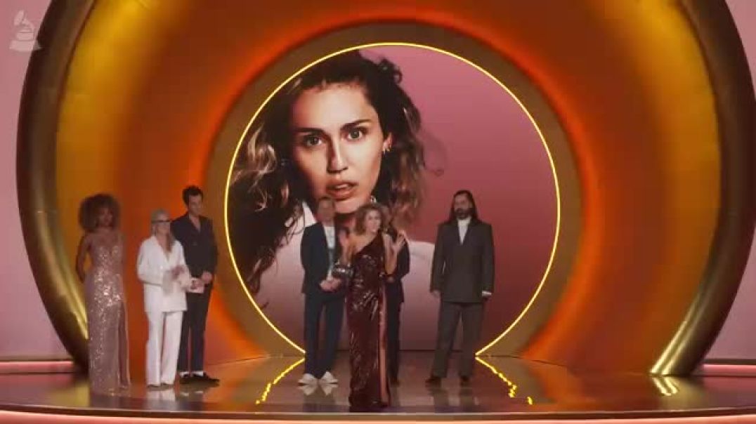 MILEY CYRUS Wins Record Of The Year For "FLOWERS" | 2024 GRAMMYs Acceptance Speech